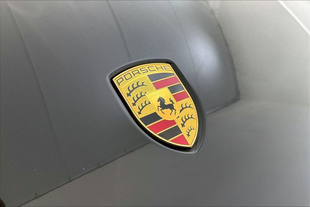 2024 Porsche Macan Base