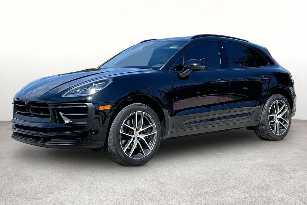 2024 Porsche Macan Base
