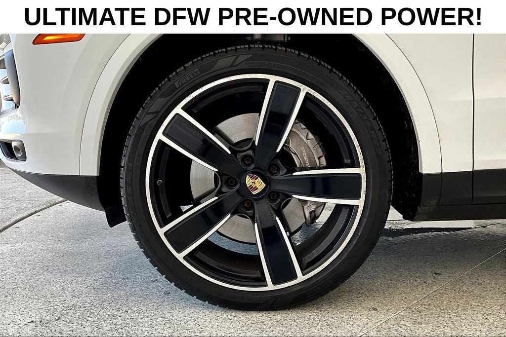 2023 Porsche Cayenne Base
