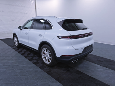 2024 Porsche Cayenne S