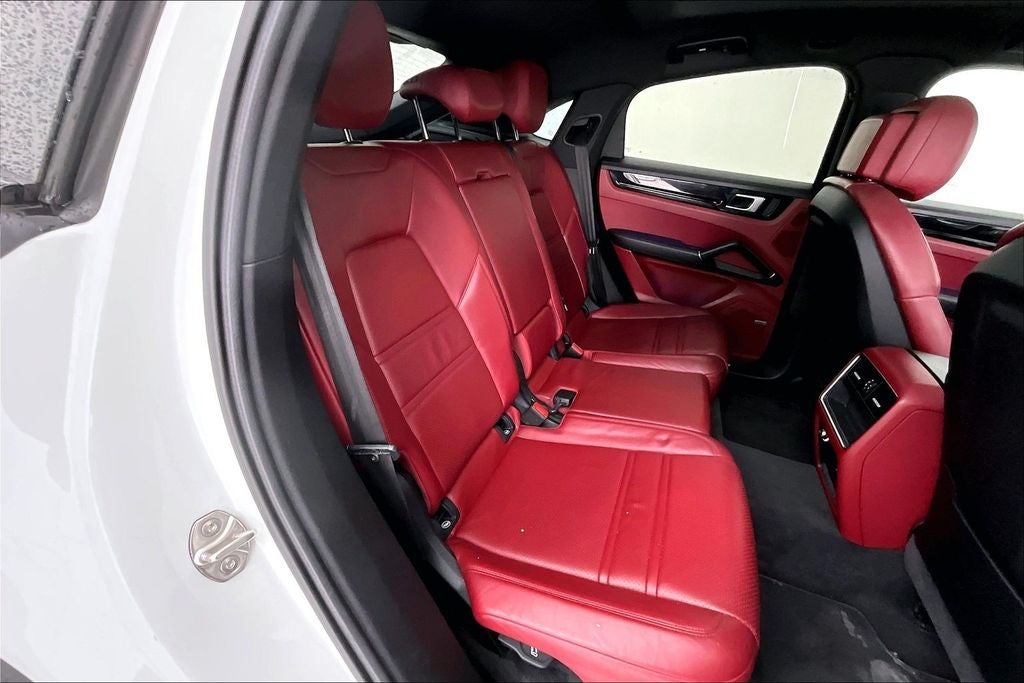 2022 Porsche Cayenne Coupe S