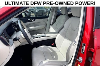 2024 Volvo XC60 B5 Ultimate Dark Theme