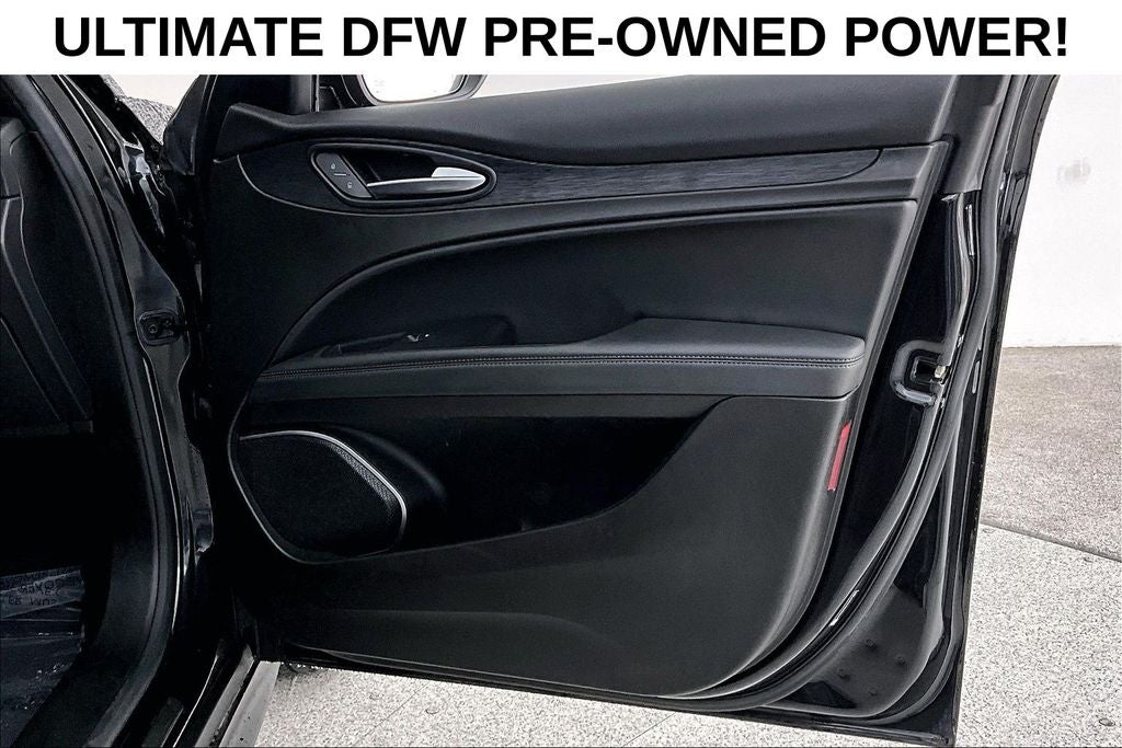 2022 Alfa Romeo Stelvio Sprint