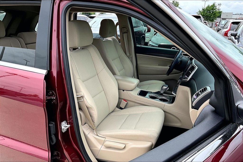 2020 Jeep Grand Cherokee Laredo E