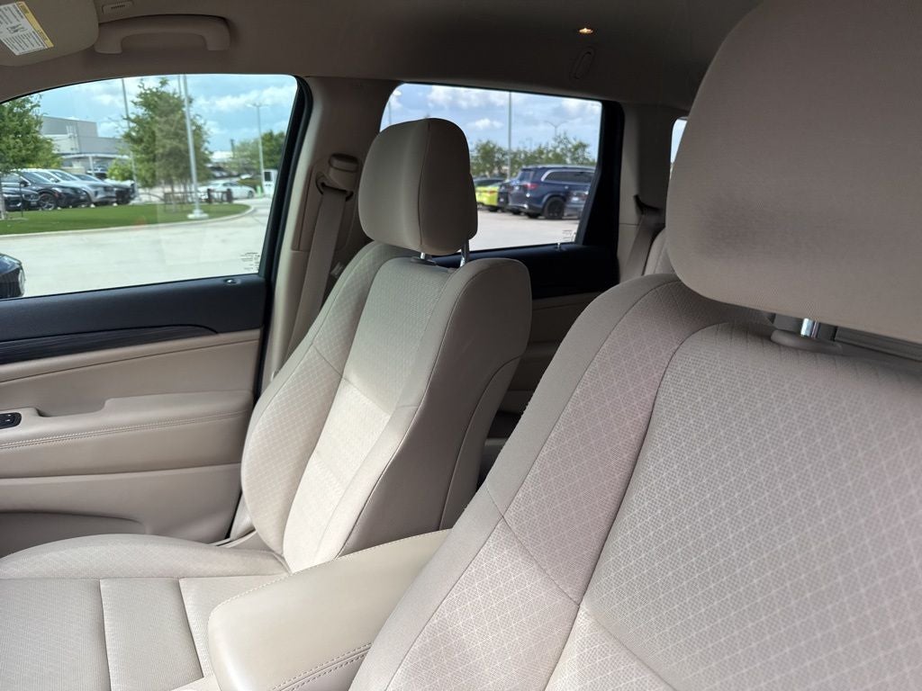 2020 Jeep Grand Cherokee Laredo E