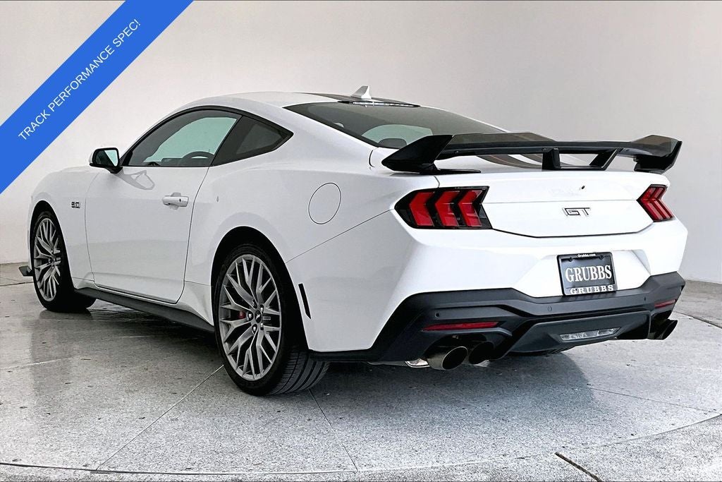 2024 Ford Mustang GT Premium Fastback