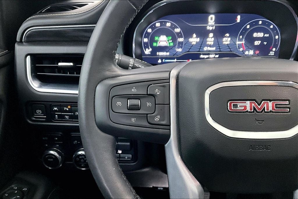2022 GMC Yukon SLT
