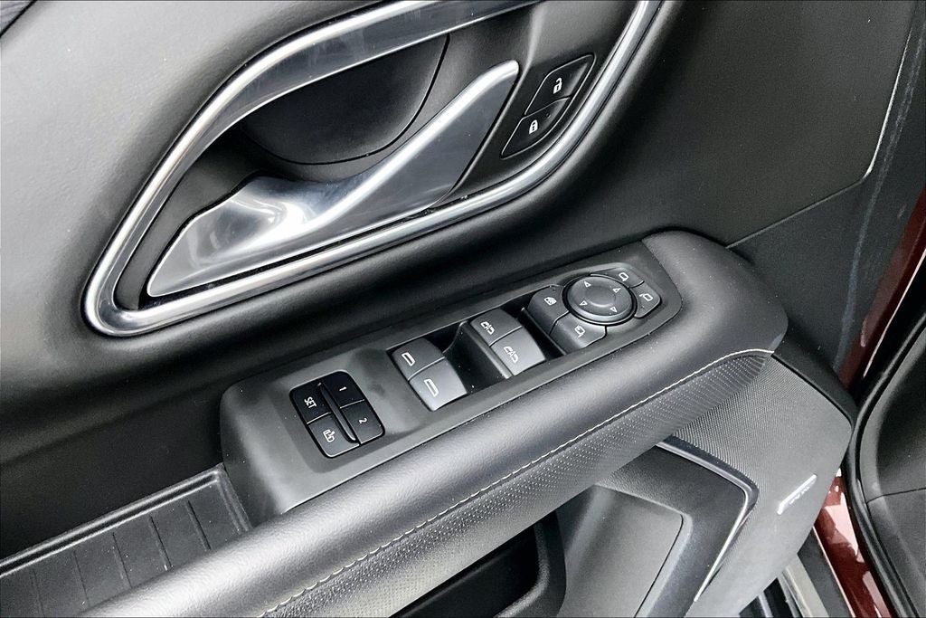 2022 GMC Yukon SLT