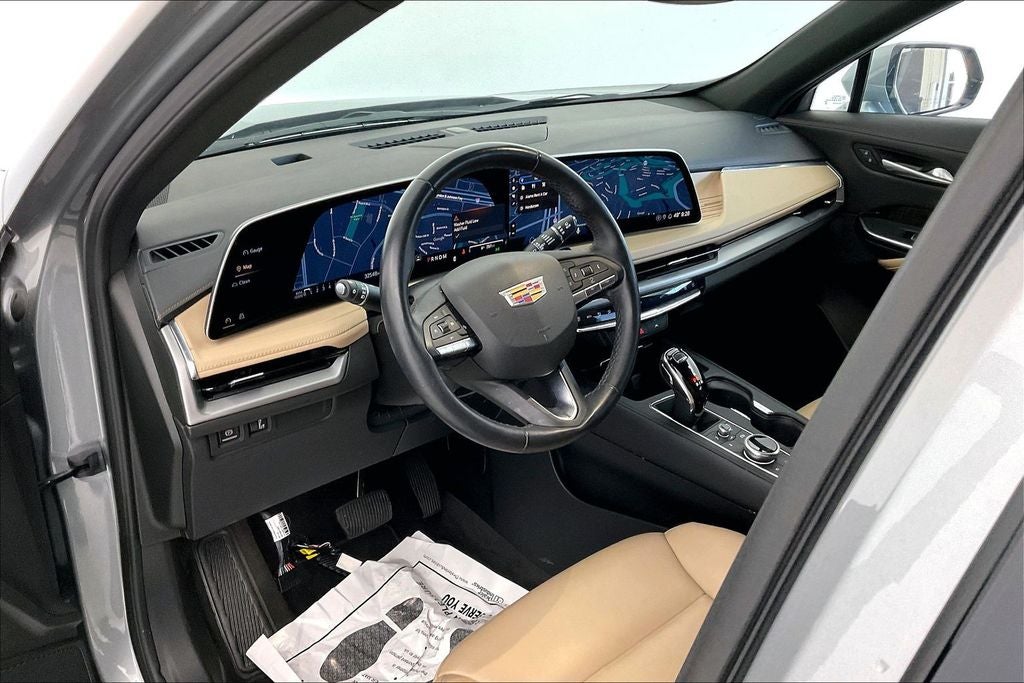 2025 Cadillac XT4 Premium Luxury