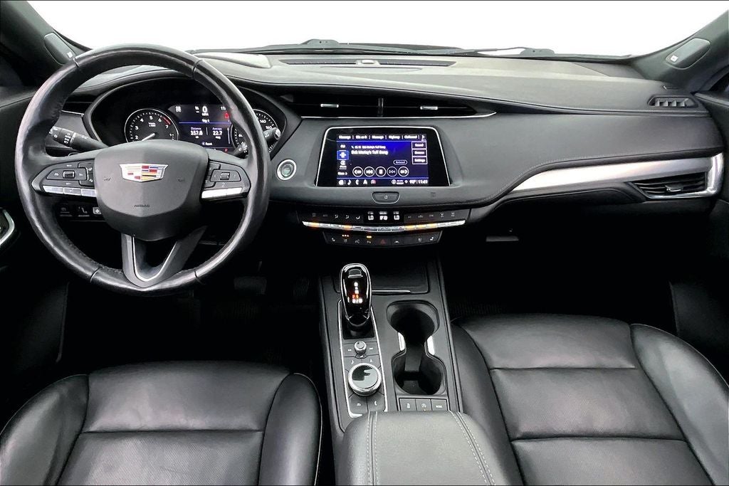 2021 Cadillac XT4 Premium Luxury