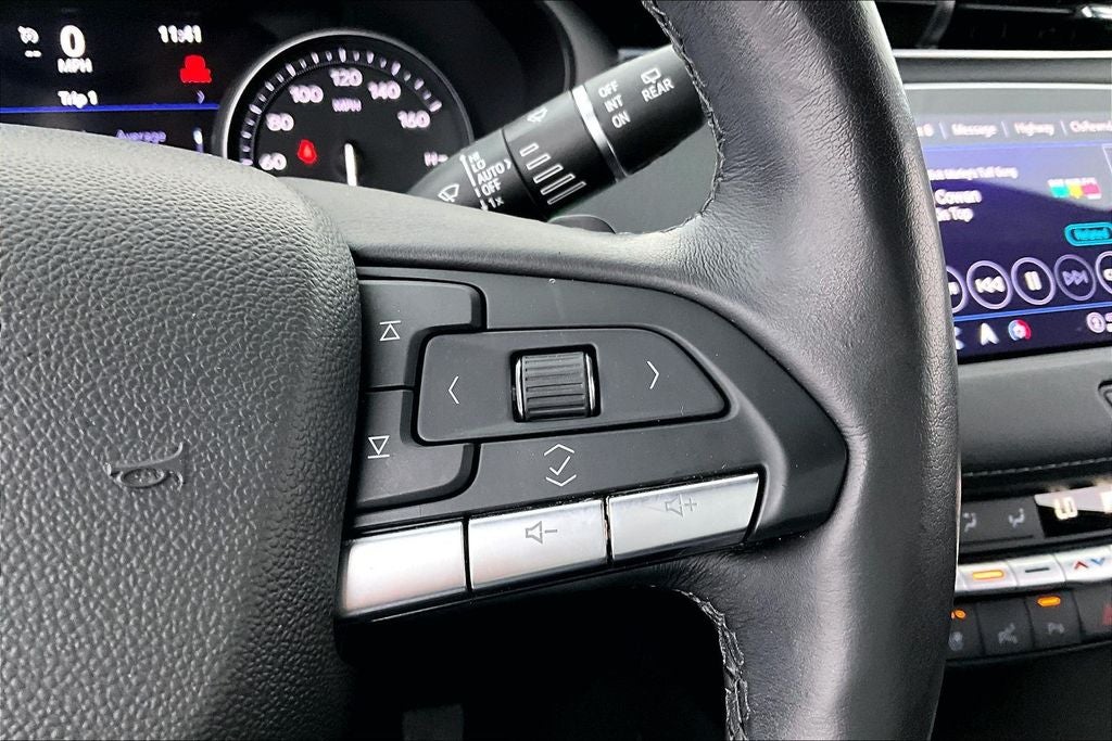 2021 Cadillac XT4 Premium Luxury