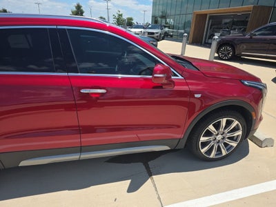 2021 Cadillac XT4 Premium Luxury