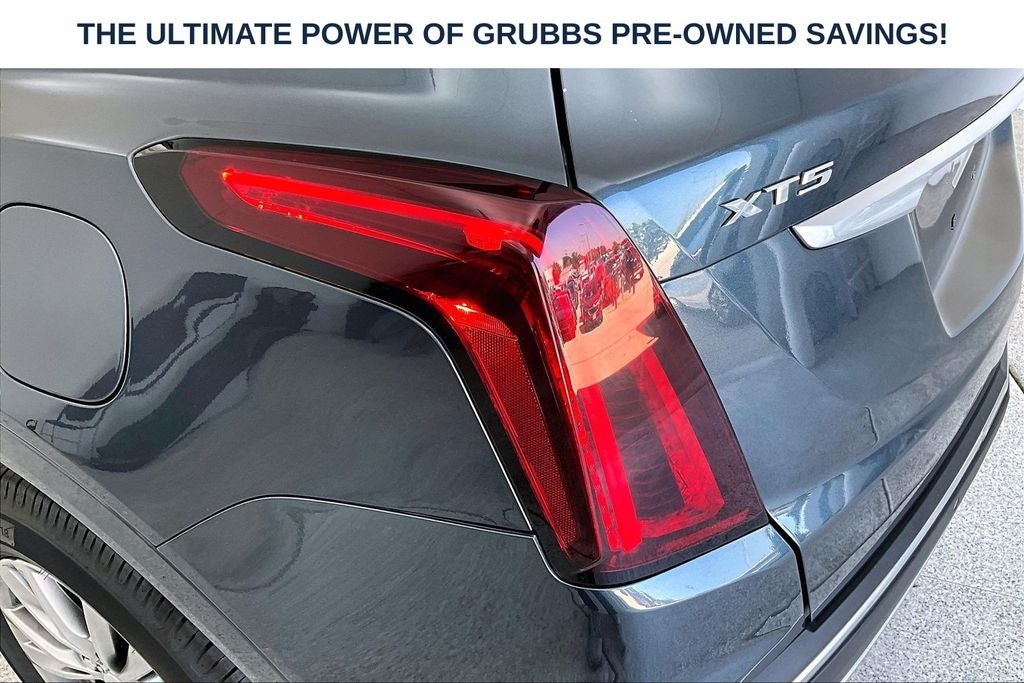 2021 Cadillac XT5 Premium Luxury