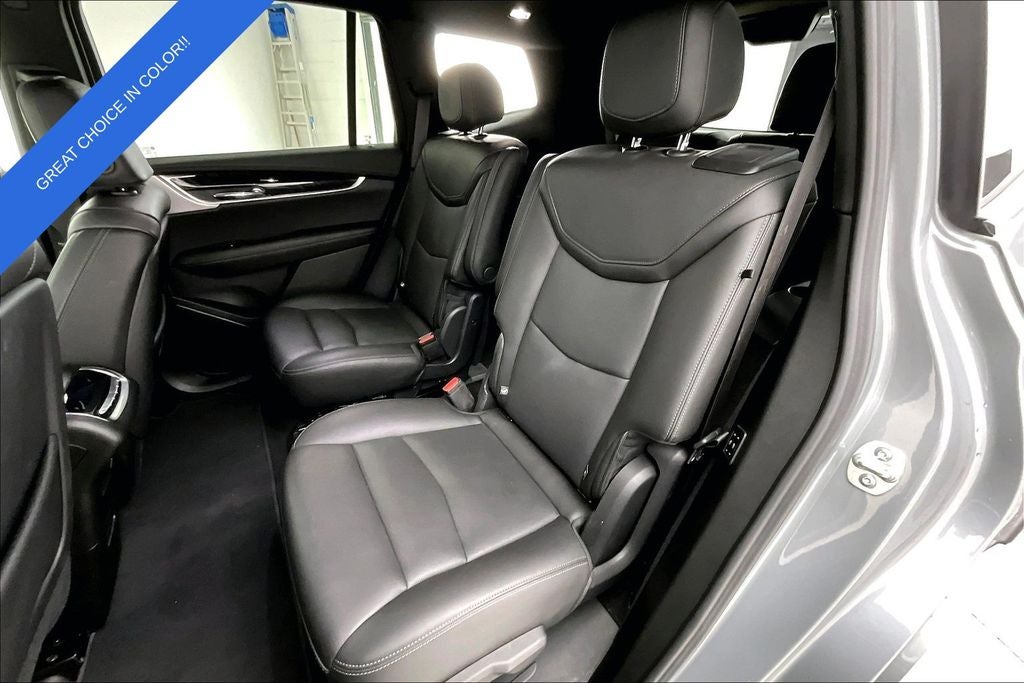 2025 Cadillac XT6 Premium Luxury