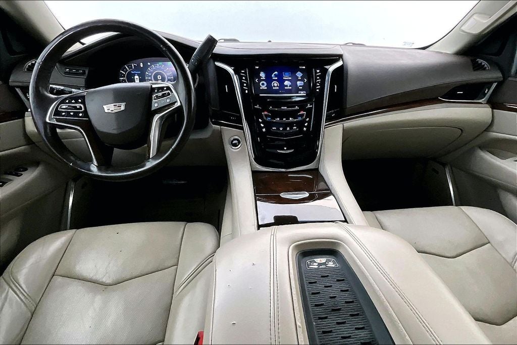 2017 Cadillac Escalade Luxury