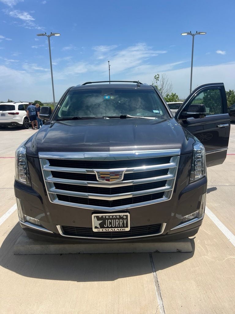 2017 Cadillac Escalade Luxury