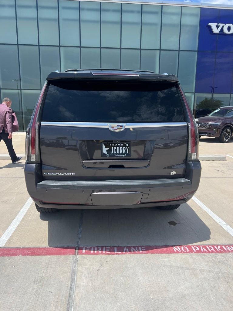 2017 Cadillac Escalade Luxury