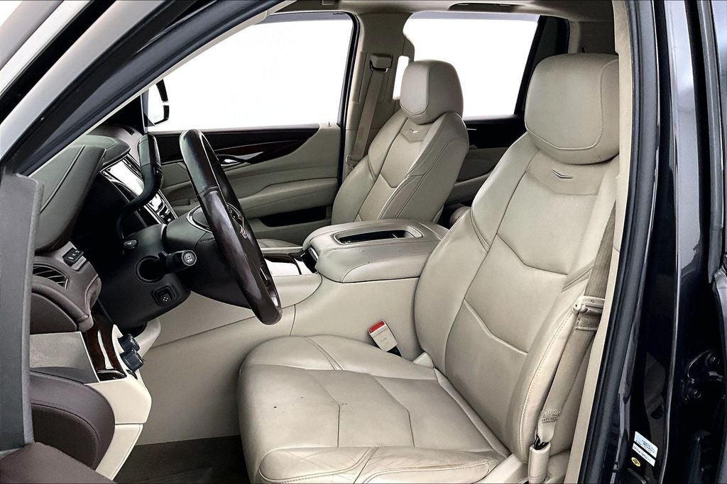 2017 Cadillac Escalade Luxury