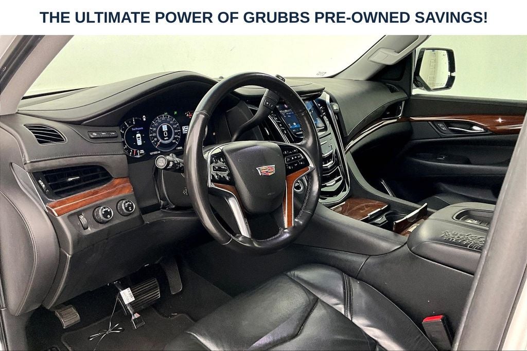2018 Cadillac Escalade Luxury