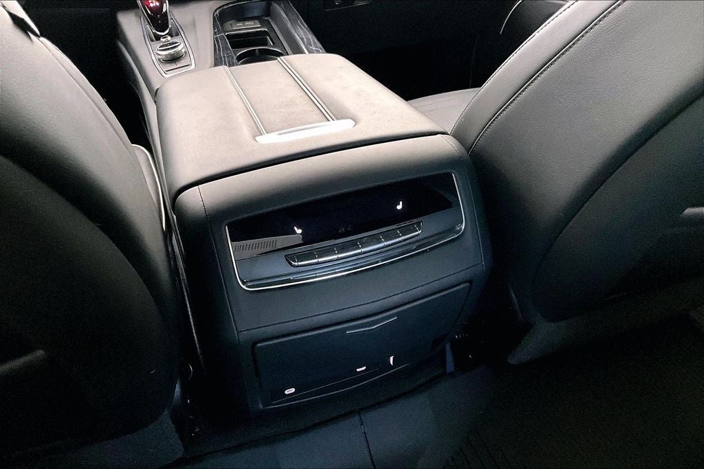 2022 Cadillac Escalade Sport