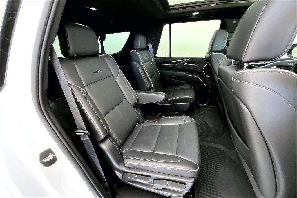 2022 Cadillac Escalade Sport