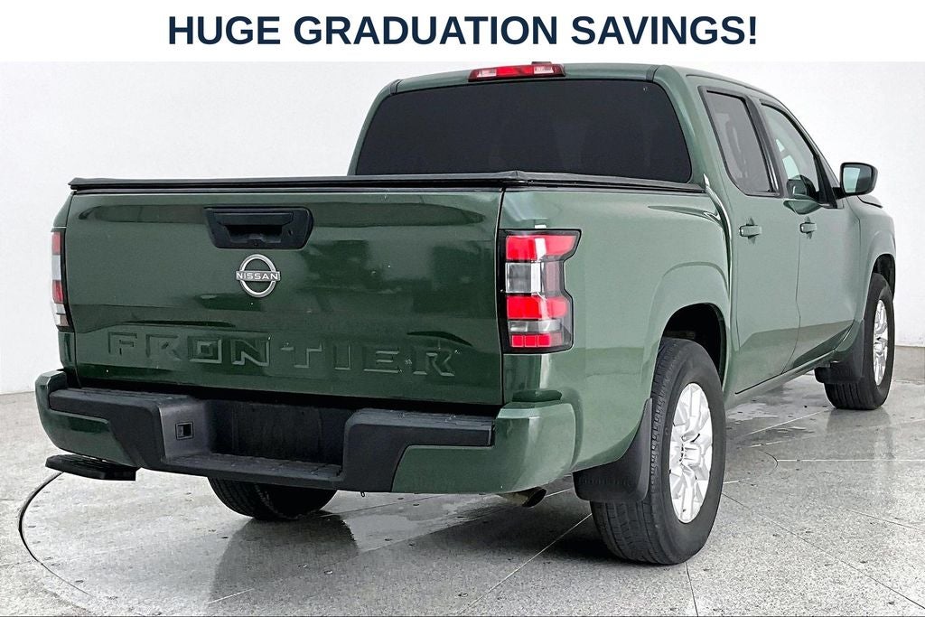 2022 Nissan Frontier SV