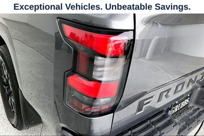 2023 Nissan Frontier SV