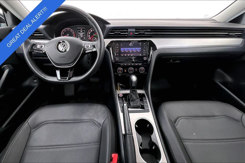 2022 Volkswagen Passat 2.0T SE