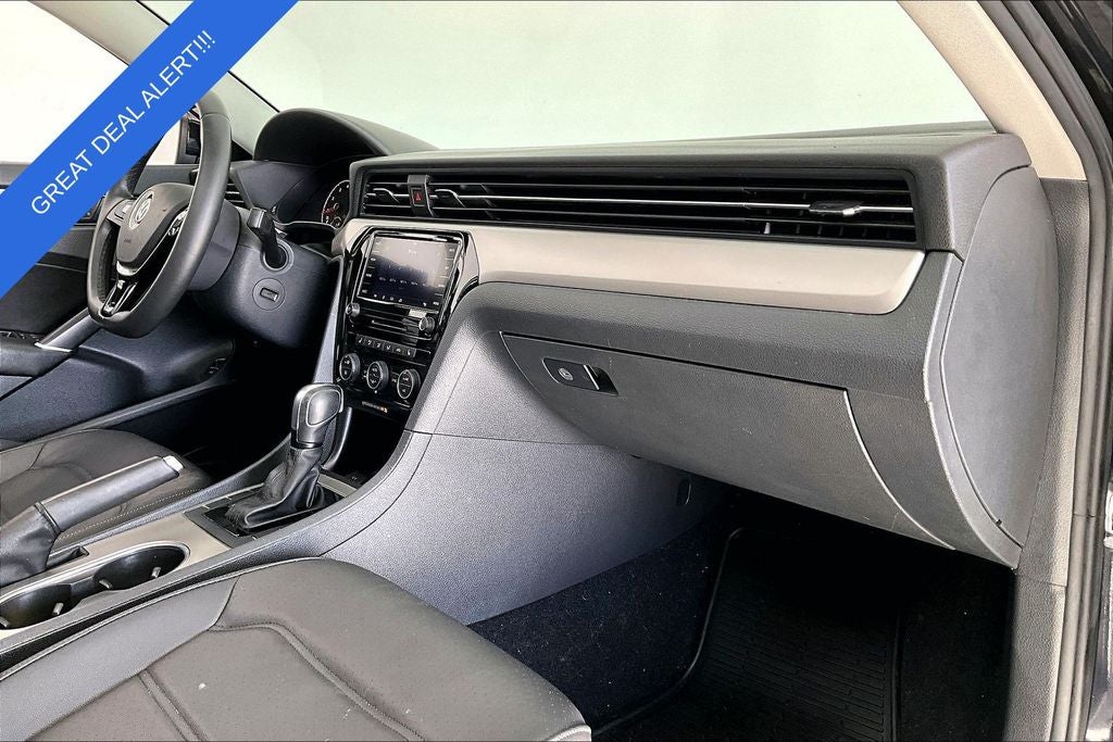 2022 Volkswagen Passat 2.0T SE