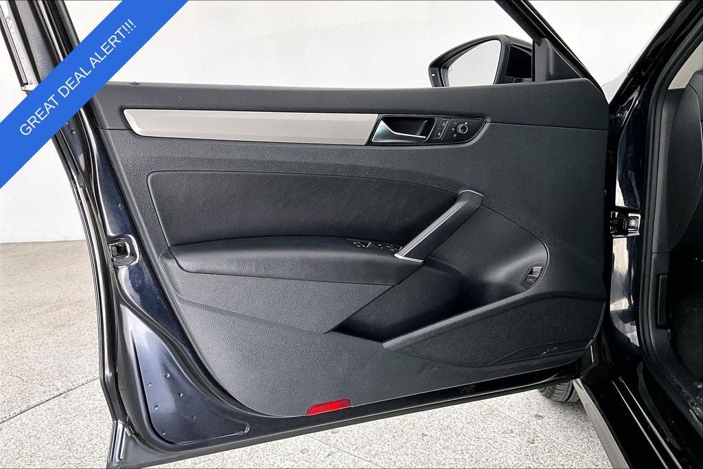 2022 Volkswagen Passat 2.0T SE