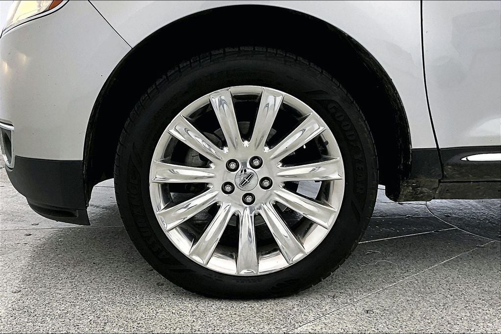 2014 Lincoln MKX Base