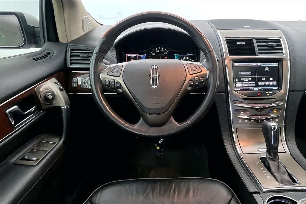 2014 Lincoln MKX Base