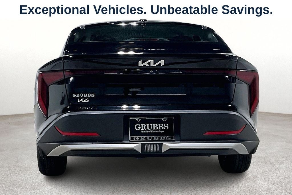 2026 Kia K4 LXS