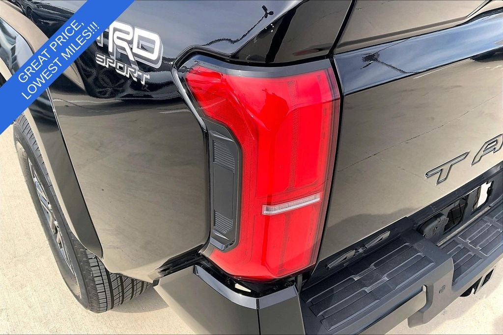 2025 Toyota Tacoma Hybrid TRD Sport