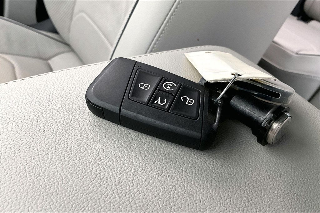 2024 Volkswagen Tiguan 2.0T SEL R-Line