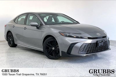 2025 Toyota Camry SE