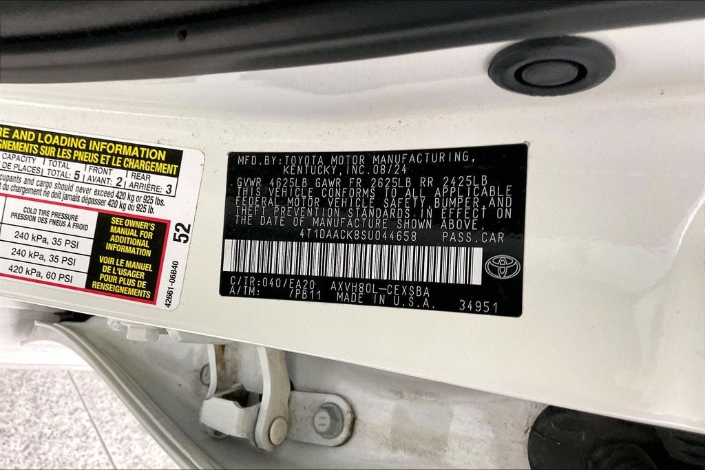 2025 Toyota Camry SE