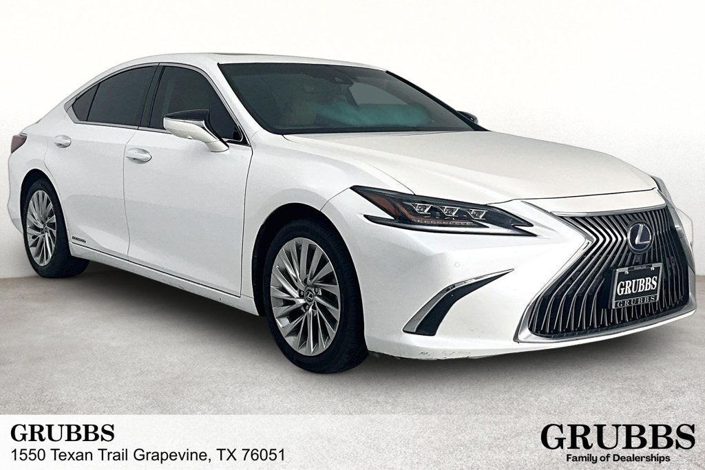 2020 Lexus ES 300h Ultra Luxury