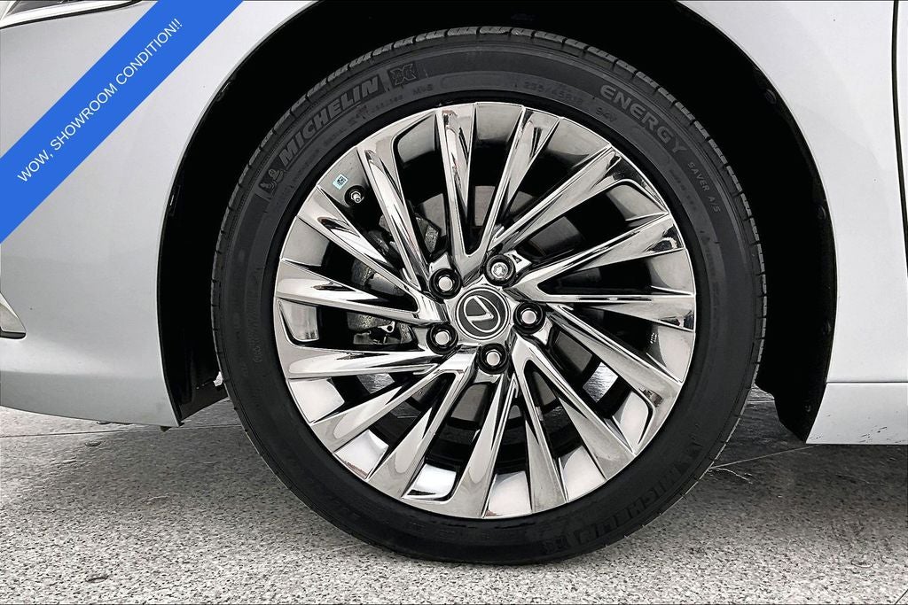 2024 Lexus ES 350 Ultra Luxury