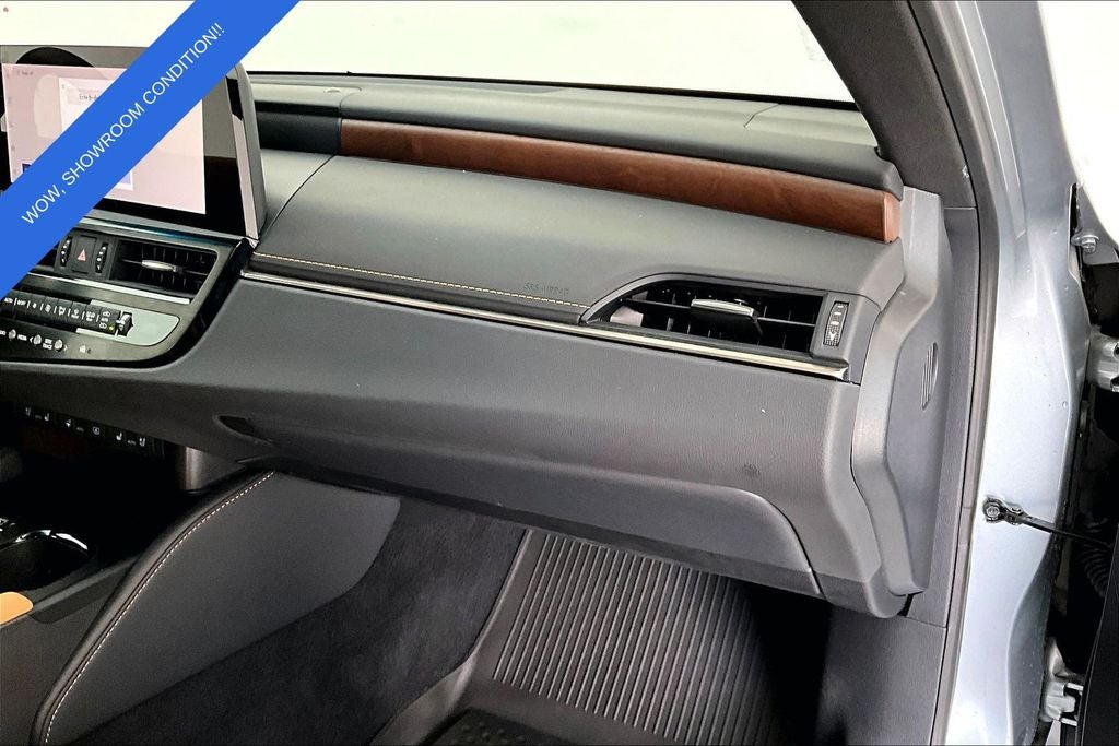 2024 Lexus ES 350 Ultra Luxury