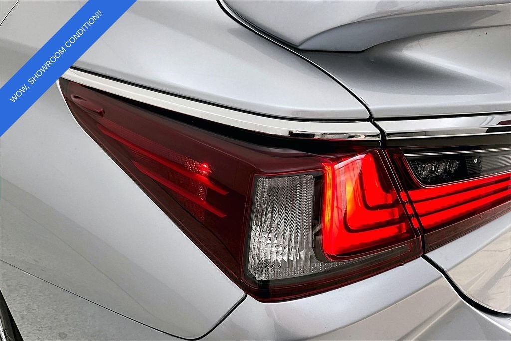 2024 Lexus ES 350 Ultra Luxury