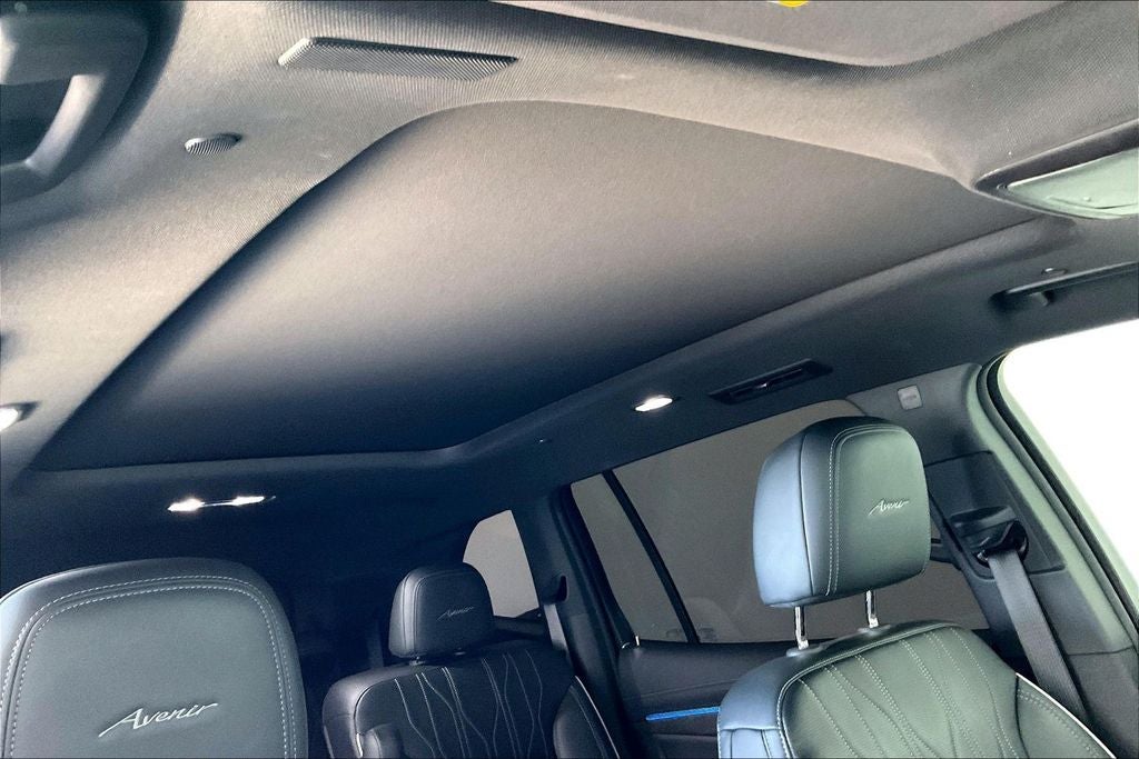 2025 Buick Enclave Avenir