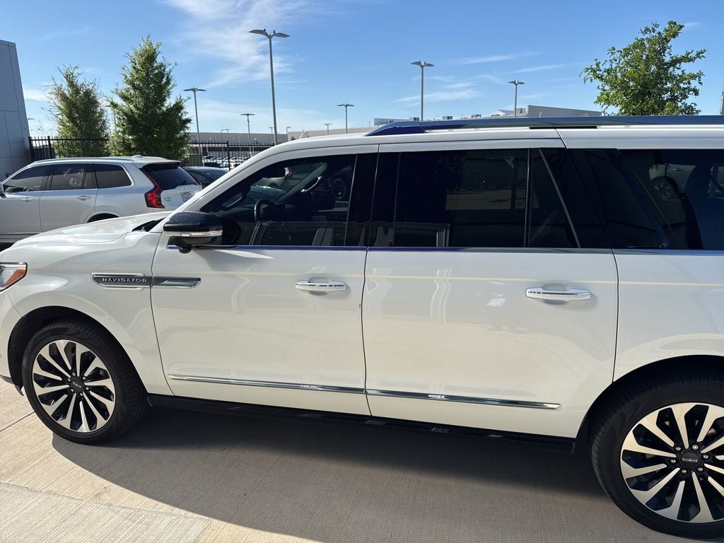 2024 Lincoln Navigator L Reserve