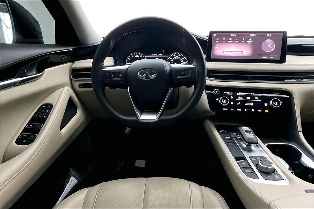 2025 INFINITI QX60 PURE