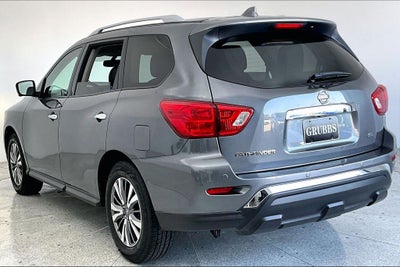 2019 Nissan Pathfinder SL