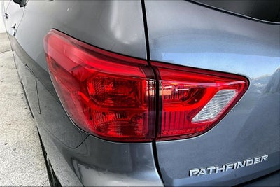 2019 Nissan Pathfinder SL