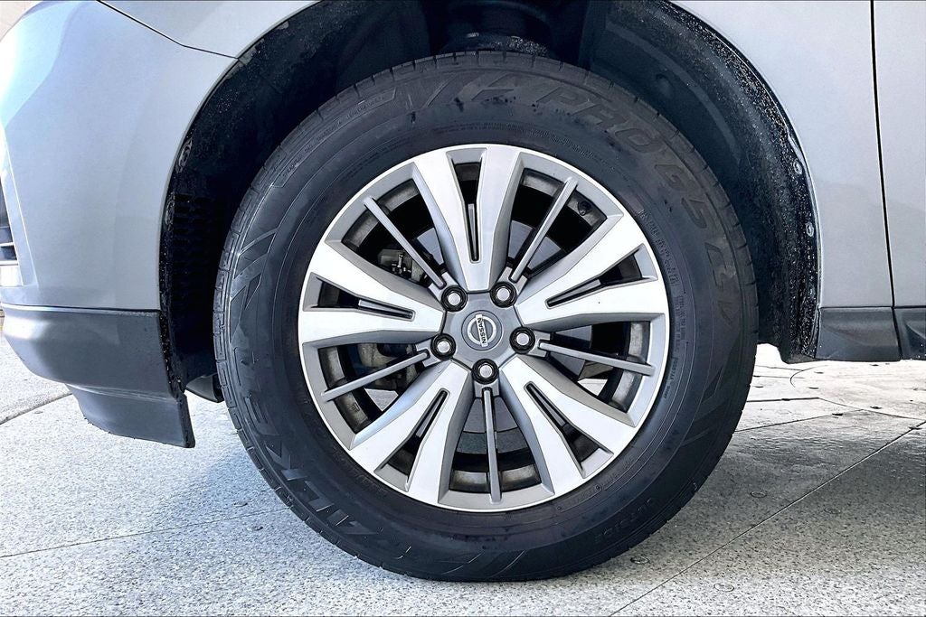 2019 Nissan Pathfinder SL