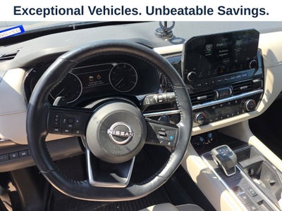 2022 Nissan Pathfinder SL
