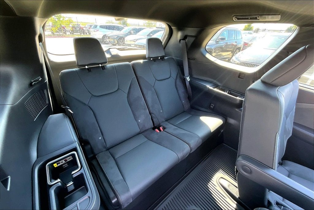2026 Lexus TX 350 Luxury