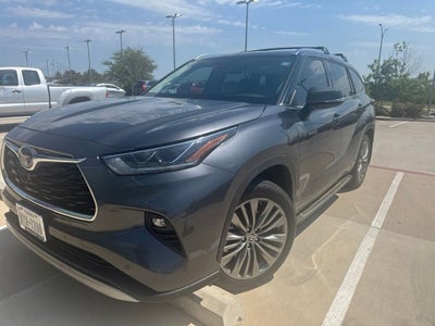 2020 Toyota Highlander Hybrid Platinum
